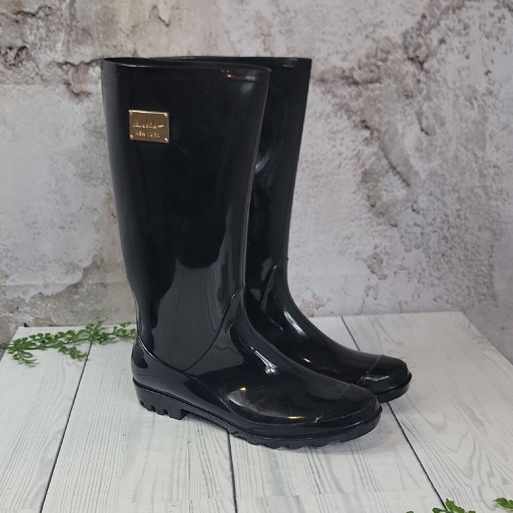 Nicole Miller Rainy Day Shiny Black Waterproof Boots Womens Size 10